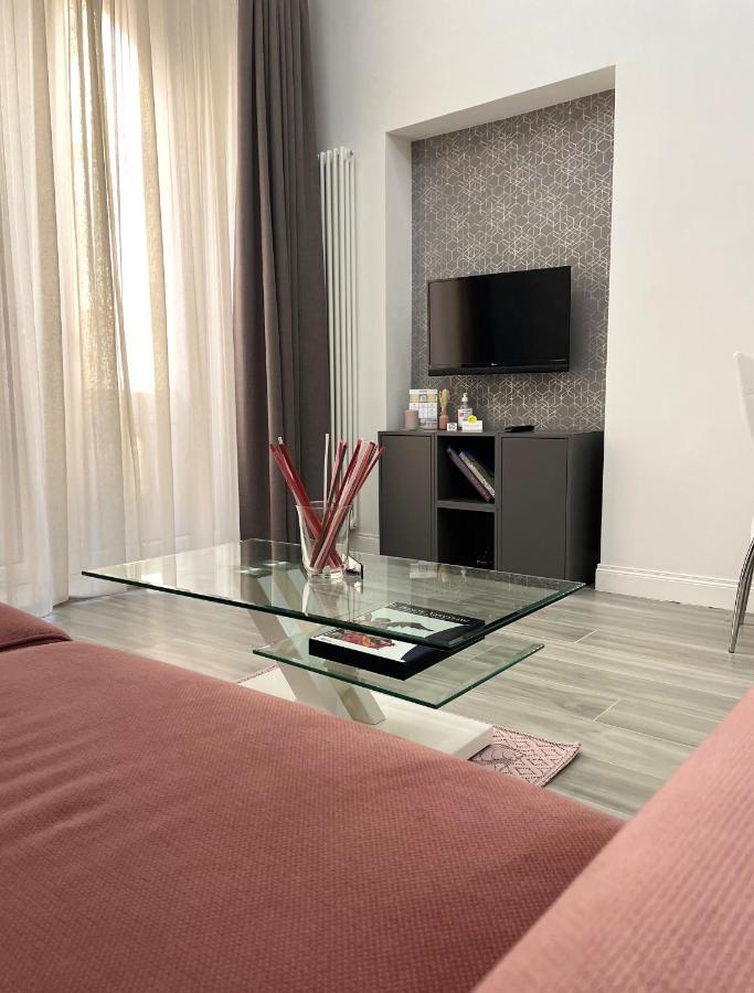 Duomo Platinum Apartments Neapel Rum bild